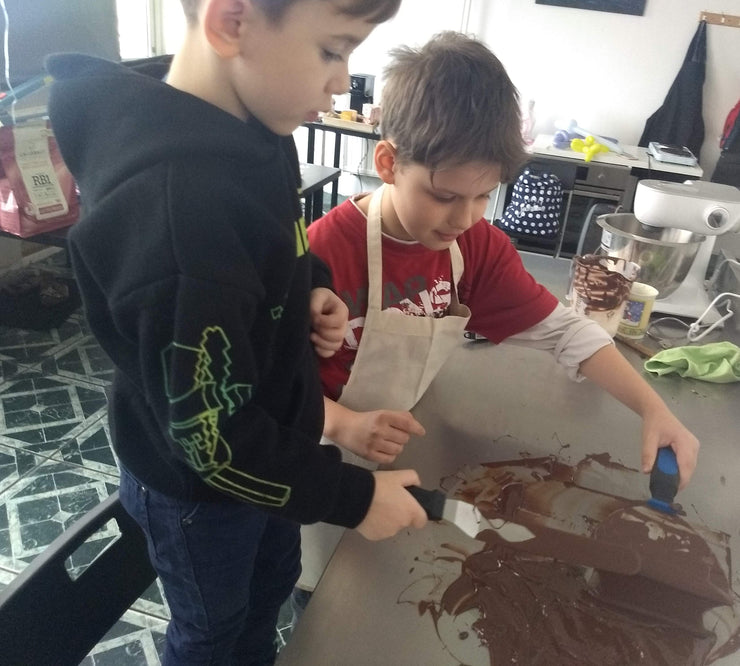 Prémium születésnapi gyerekzsúr csokoládékészítéssel / fagylaltkészítéssel egybekötve