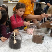 Csokoládés élmény gyerekeknek: csokoládé kurzus kicsiknek